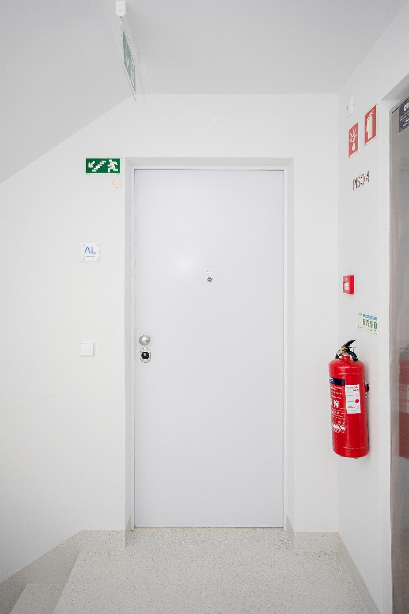 Liiiving In Porto-Modern & Glam Rooftop Apartment Екстер'єр фото