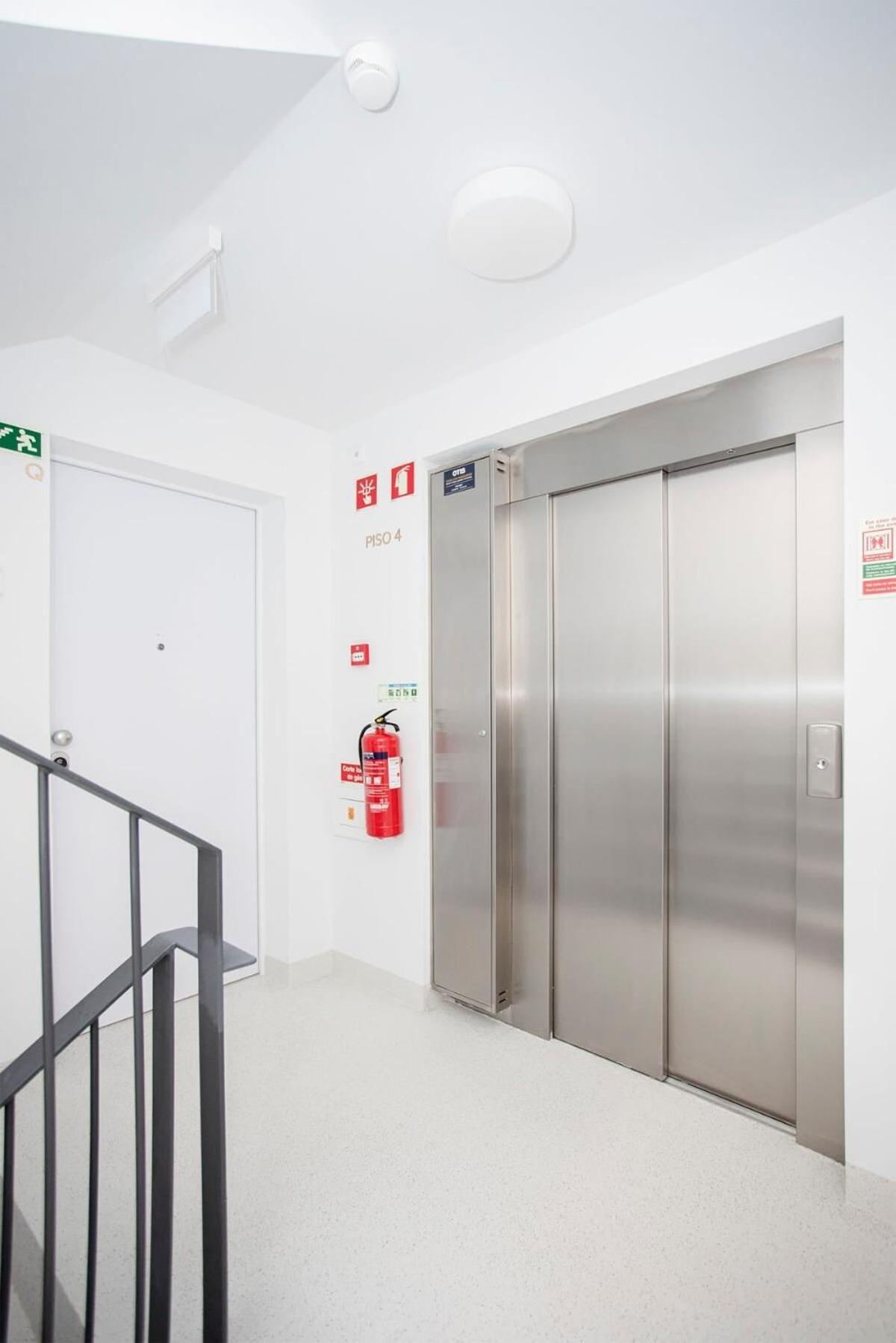 Liiiving In Porto-Modern & Glam Rooftop Apartment Екстер'єр фото